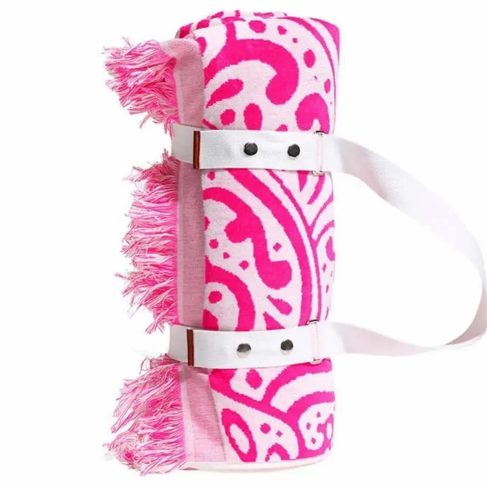 LOFT By Loftex Beach Towel jumbo Size 72 in x 84 in Pink and White - Picture 1 of 4